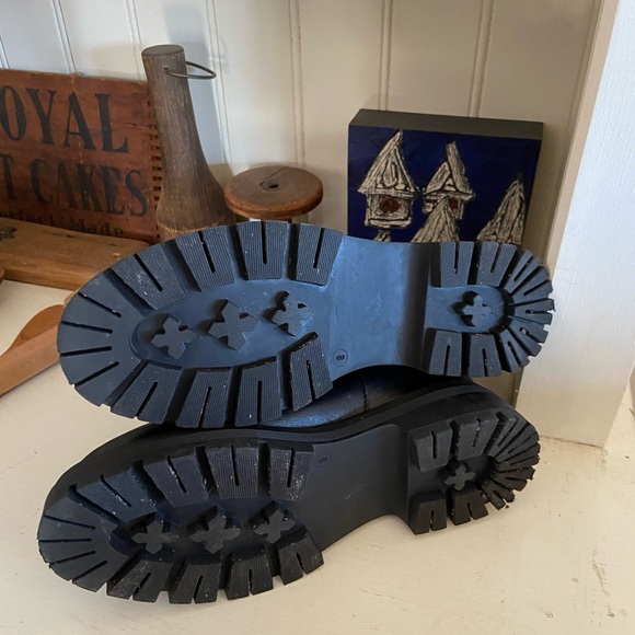 Luca Ferri - Picture 5 of 5